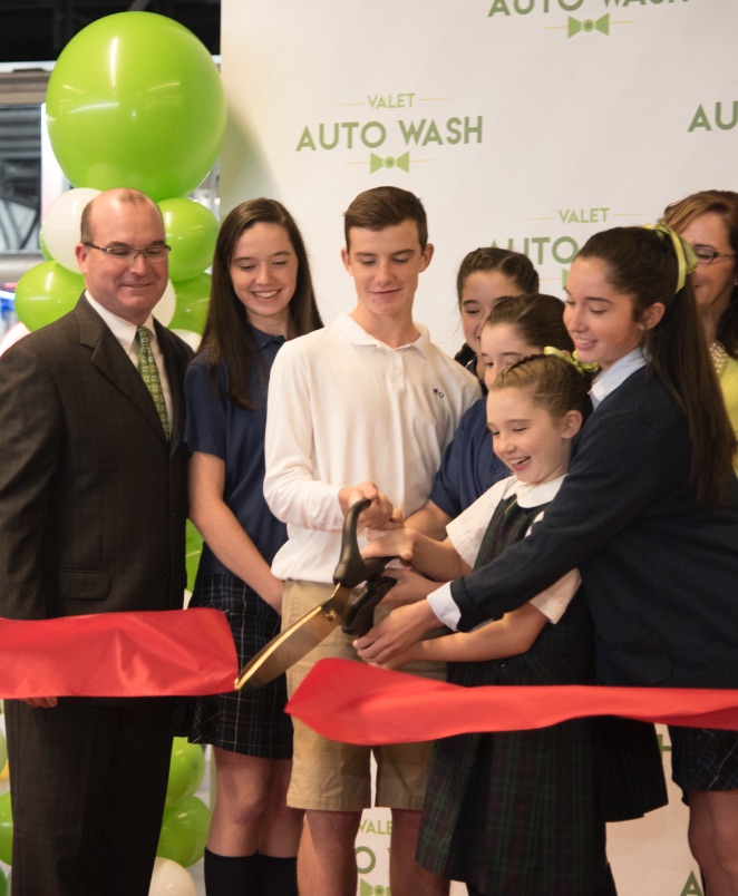 Auto wash ribbon cutting